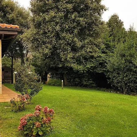 Casa Vacacional La Encina Prázdninový dům Llanes